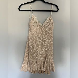 Never worn, fitted, lace dress. Perfect for a graduation or another fun event!